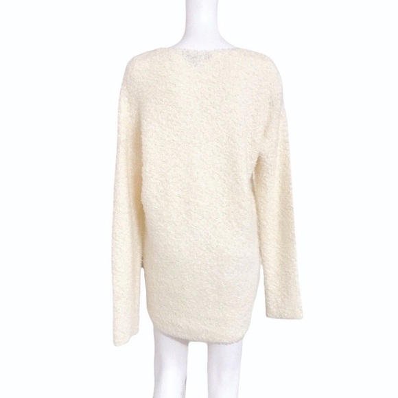 BCBGMAXAZRIA V-Neck Wool Blended Pullover Sweater - Picture 5 of 7